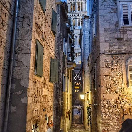 Largo Apartment In The Heart Of Diocletian Palace 斯普利特 外观 照片