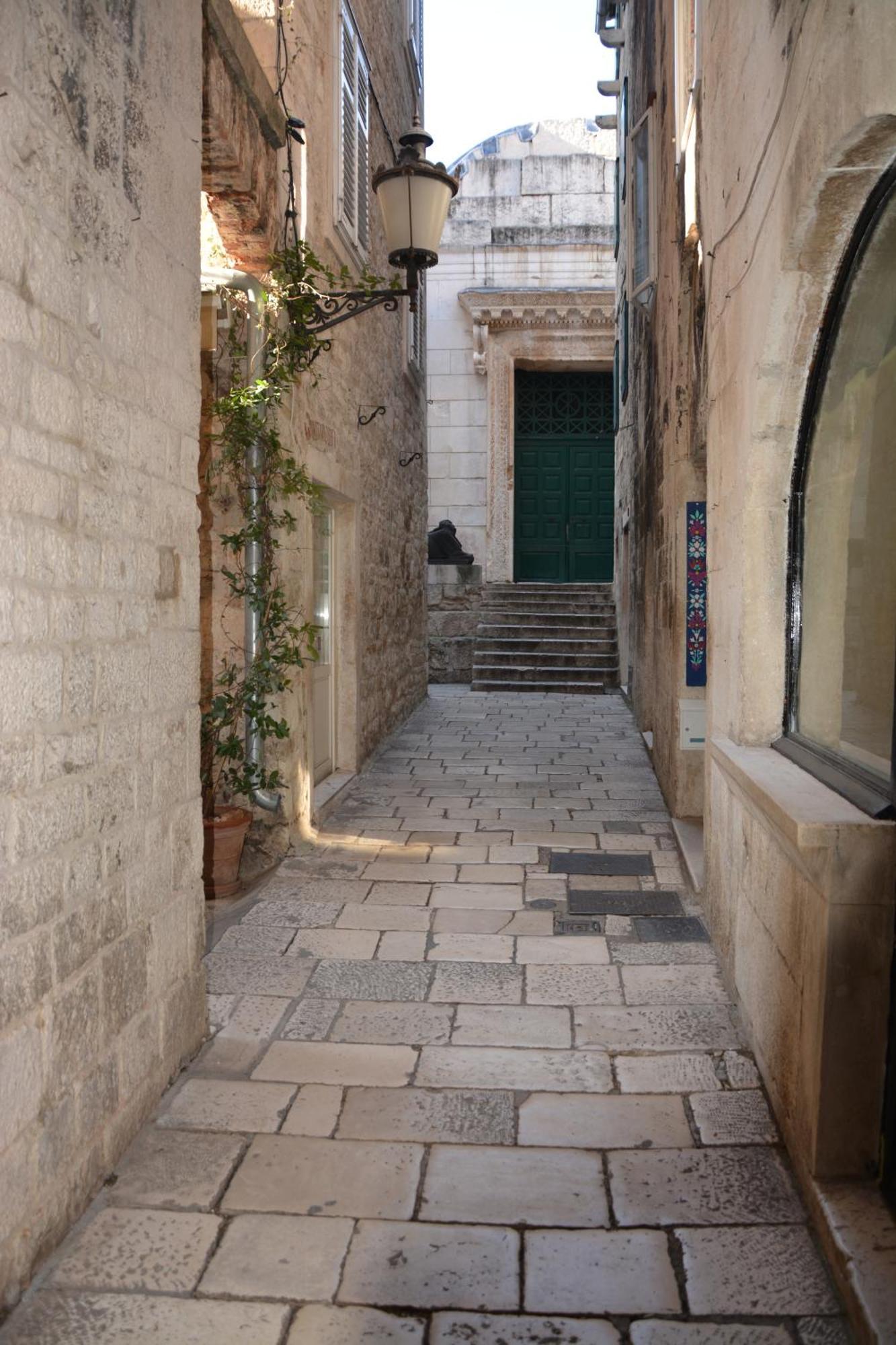 Largo Apartment In The Heart Of Diocletian Palace 斯普利特 外观 照片