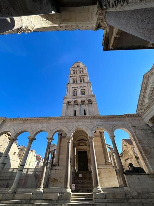 Largo Apartment In The Heart Of Diocletian Palace 斯普利特 外观 照片