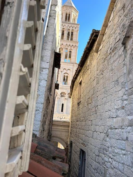 Largo Apartment In The Heart Of Diocletian Palace 斯普利特 外观 照片