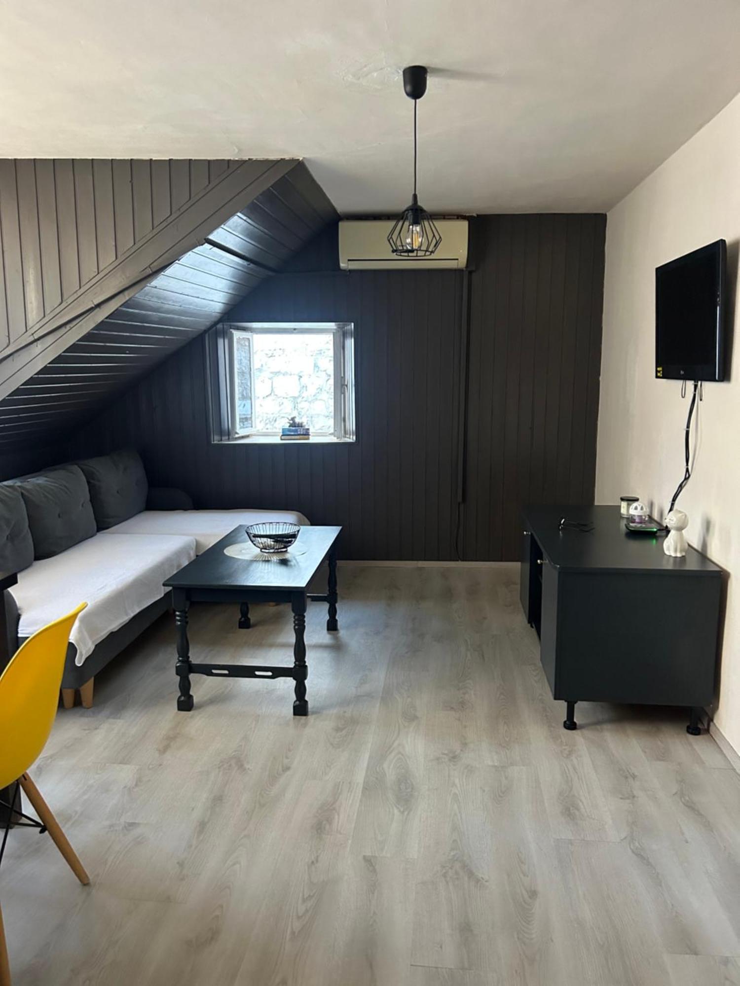 Largo Apartment In The Heart Of Diocletian Palace 斯普利特 外观 照片